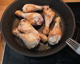 Foto del paso 1 de la receta Garbanzos y muslos de pollo