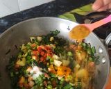 A picture of step 3 of Stir fried mix vegetables.