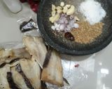 Foto langkah ke 1 dari resep Cucut panggang goreng asam manis/ dendeng cucut.