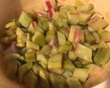 Une image de l'étape 1 de Compote de rhubarbe à la vanille.