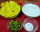 A picture of step 1 of Farali Aloo Paratha.