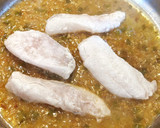 Foto del paso 5 de la receta: Rape en salsa verde con Almejas
