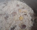 A picture of step 7 of Yakhni pulao.