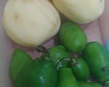 Foto langkah ke 1 dari resep Sayur cabe gendot kentang ceker.