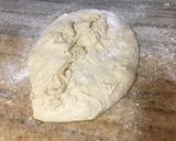 Foto del paso 2 de la receta: Bollos de pizza para freezer con levadura MasaMadre
