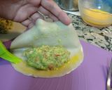 Foto del paso 6 de la receta: Empanadillas de aguacate al horno