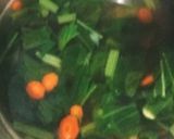 Foto langkah ke 2 dari resep Sayur Bening sawi Wortel.