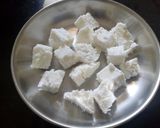A picture of step 2 of Methi Malai Paneer.