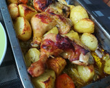 Foto del paso 4 de la receta: Pollo al horno a las finas hierbas 🐔🌿