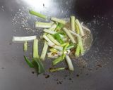蔥爆雞絲的食譜步驟2照片