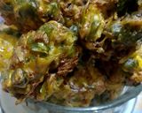ধনে পাতা ও বাঁধাকপির পকোড়া(dhone pata o bandhakopir pakoda recipe in bengali) রেসিপি ধাপ - 5 ছবি