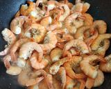 Foto del paso 3 de la receta: Camarón Ecuatoriano al Ajillo