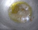A picture of step 1 of Spicy Garlic potato with Mathari.