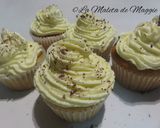 Foto del paso 20 de la receta: Cupcakes de vainilla y chocolate blanco