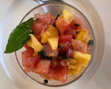 Foto del paso 3 de la receta: Ensalada entrante (tomate, Salmón, melocotón con Albahaca)