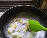 A picture of step 6 of White Sauce Pasta.