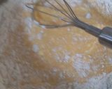 Foto langkah ke 6 dari resep Bolu Karamel Sarmut.