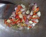 Foto langkah ke 2 dari resep Asem-Asem Ayam.