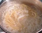 Foto langkah ke 3 dari resep Spagetti Aglio Olio (Versi Pedas).