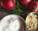 A picture of step 1 of Onion pakoda.