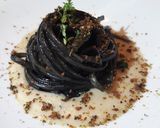 Foto del passaggio 6 della ricetta Trenette al nero di seppia e cozze "Cozza che carrozza"