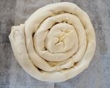 Sajtos-sonkás tekert kalács recept fázis 2 fotója