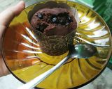 Foto langkah ke 8 dari resep Chocolate Cupcake Choco Chips (Kukus).