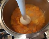 Foto del passaggio 4 della ricetta Risotto con zucca