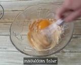 Foto langkah ke 2 dari resep Pastel mini kering isi abon renyah dan gurih.