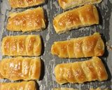 A picture of step 8 of Chicken filled bread.