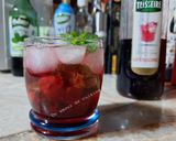 Une image de l'étape 4 de Mocktail fraises citron et sirop de grenadine 🍹.