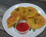 Foto langkah ke 5 dari resep Cheesy Potato Pancake.