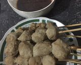 Foto langkah ke 2 dari resep Sate bakso.