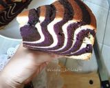 Foto langkah ke 8 dari resep Zebra Cake Putih Telur Super Rekomend.