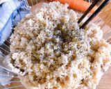 Hình bước làm 2 của món 🌱 Salad Couscous Cà Chua & Olive (Vegan)