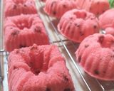 Foto langkah ke 7 dari resep Bolu Mini Kukus.