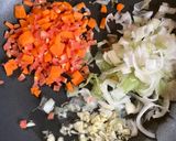 A picture of step 2 of Veg Chilli Momos.