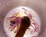 A picture of step 1 of Turmeric rice with carrots and butternut.