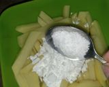 A picture of step 2 of Garlic ketchup fries.