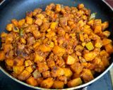 A picture of step 6 of Elephant yam coconut masala fry.
