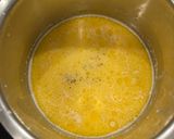 A picture of step 3 of Whisky sauce for haggis.