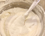 Foto del paso 7 de la receta: Pastel de yogur griego y coco “sin gluten”