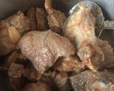 A picture of step 2 of Nihari.