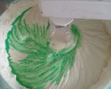 Foto langkah ke 4 dari resep Bolu Pandan.