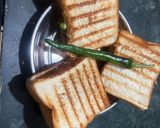 A picture of step 3 of Vegetables sandwich.