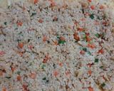 Foto langkah ke 6 dari resep Egg Roll Fried Rice (Nasi Goreng Gulung Telur).