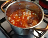 Foto del paso 5 de la receta: Alubias con chorizo y jamón