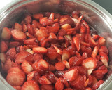 Foto del paso 1 de la receta: Mermelada de fresa