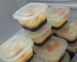Foto langkah ke 3 dari resep Puding Cocktail Lapis Coklat.