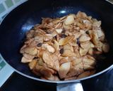 Foto langkah ke 3 dari resep Classic Apple Pie Super Yummy & Crunchy.